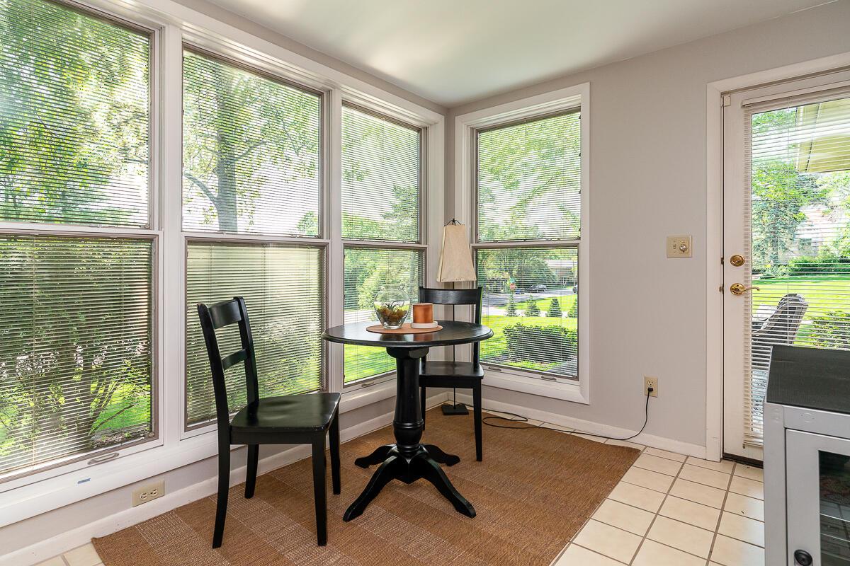 2710 Charing Road Columbus, OH 43221 - Photo 23 of 47 Charing family room windows to front yar