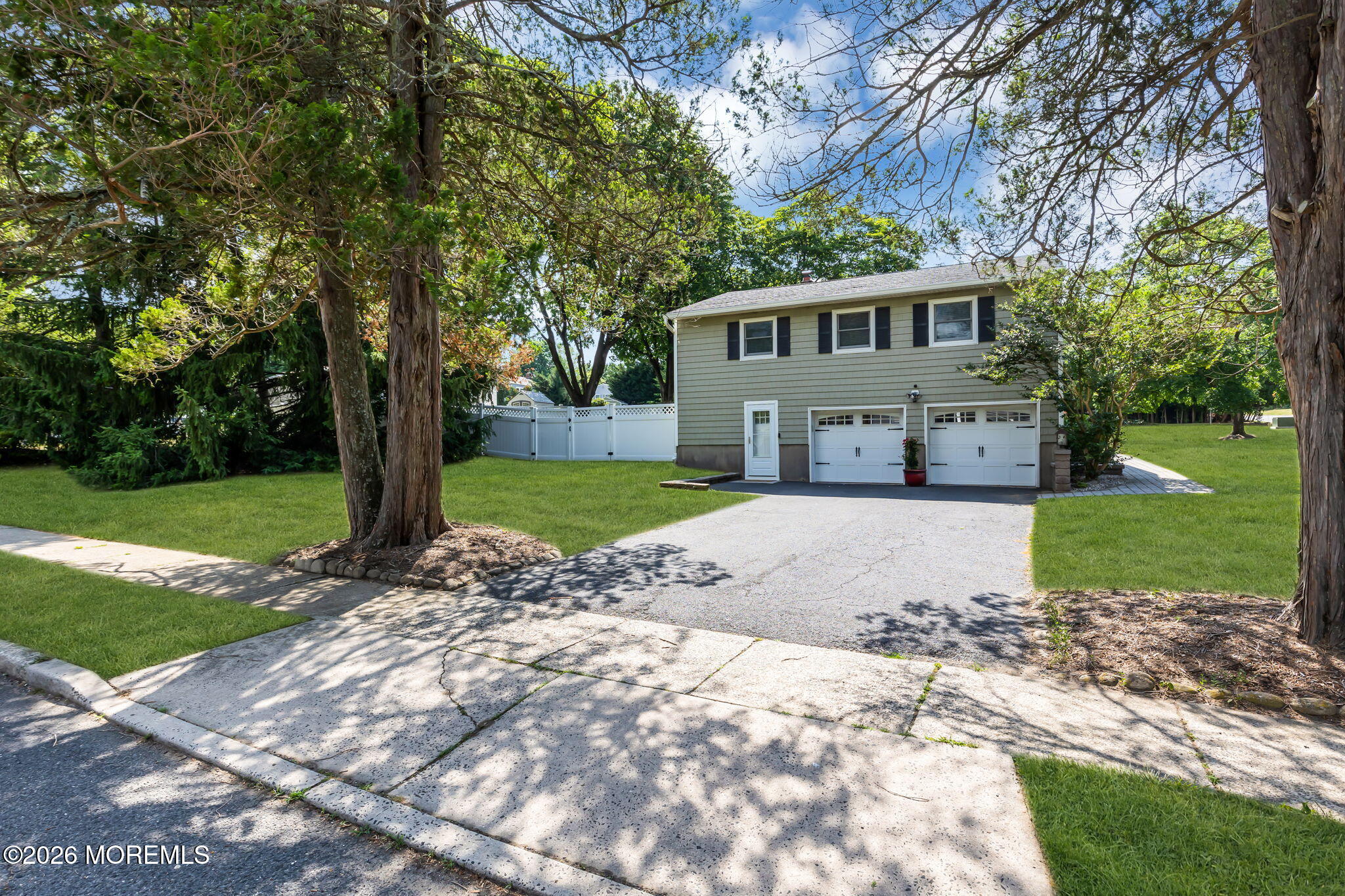375 Oak Hill Road Red Bank, NJ 07701 - Photo 81 of 84 86-web-or-mls-3F1A4081-1