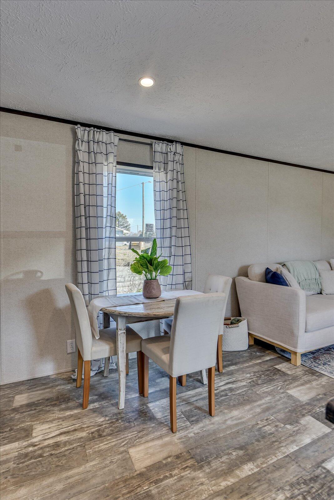 124 Carline Road Gloverville, SC 29828 - Photo 7 of 33 Dining Room