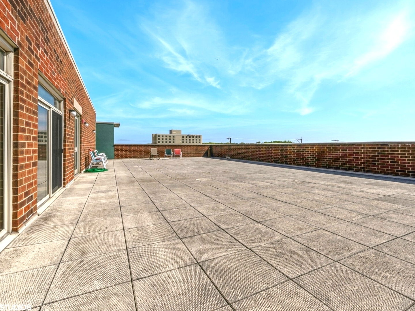 9355 Irving Park Road, Unit 404 Schiller Park, IL 60176 - Photo 25 of 29