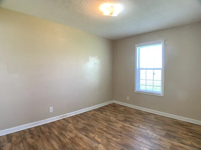 $1,195 | 1112 Keith Avenue, Oak Grove, KY 42262