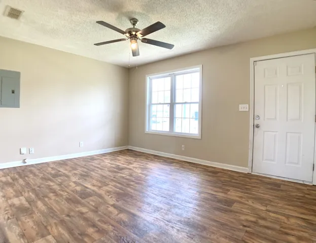 $1,195 | 1112 Keith Avenue, Oak Grove, KY 42262