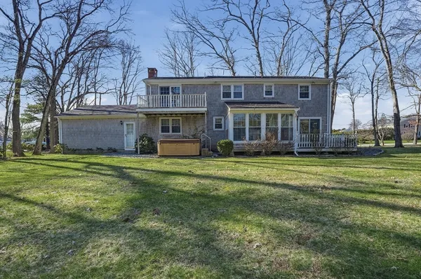 $799,900 | 54 Sagamore Road, Seekonk, MA 02771