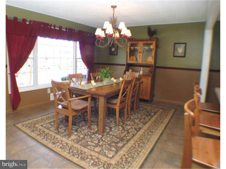 44 Valley View Road Hamilton, NJ 08620 - Photo 3 of 14 Dining Room