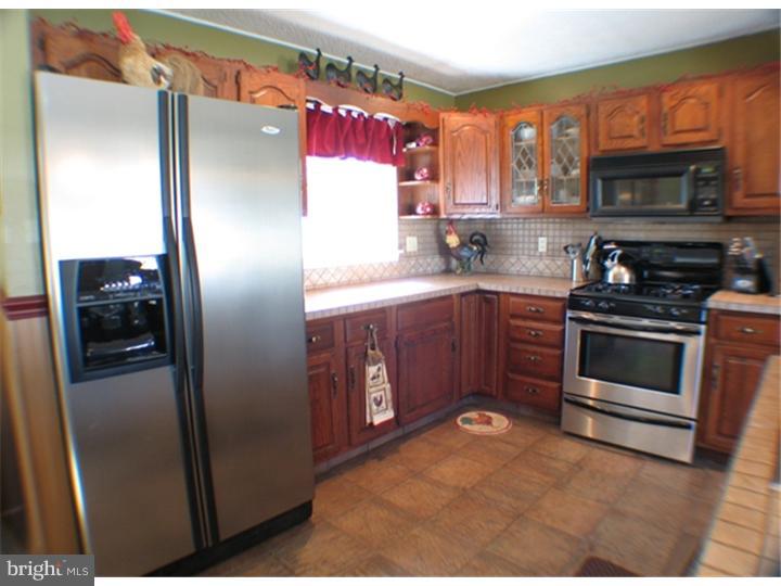 44 Valley View Road Hamilton, NJ 08620 - Photo 5 of 14 Kitchen