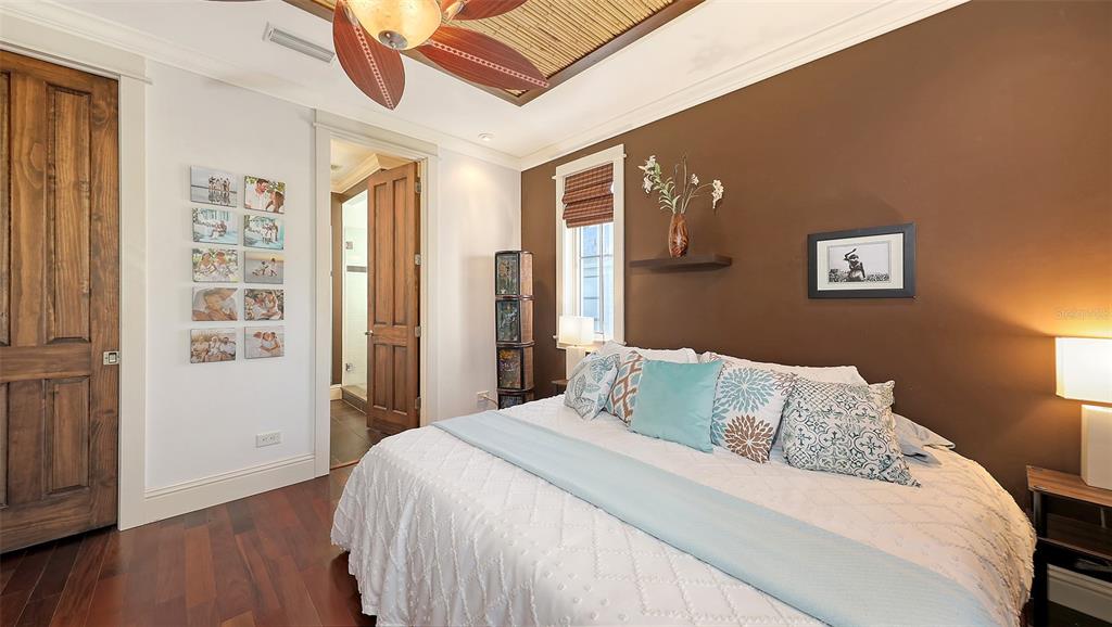 4941 Commonwealth Drive Sarasota, FL 34242 - Photo 55 of 88 Gallery Image 55