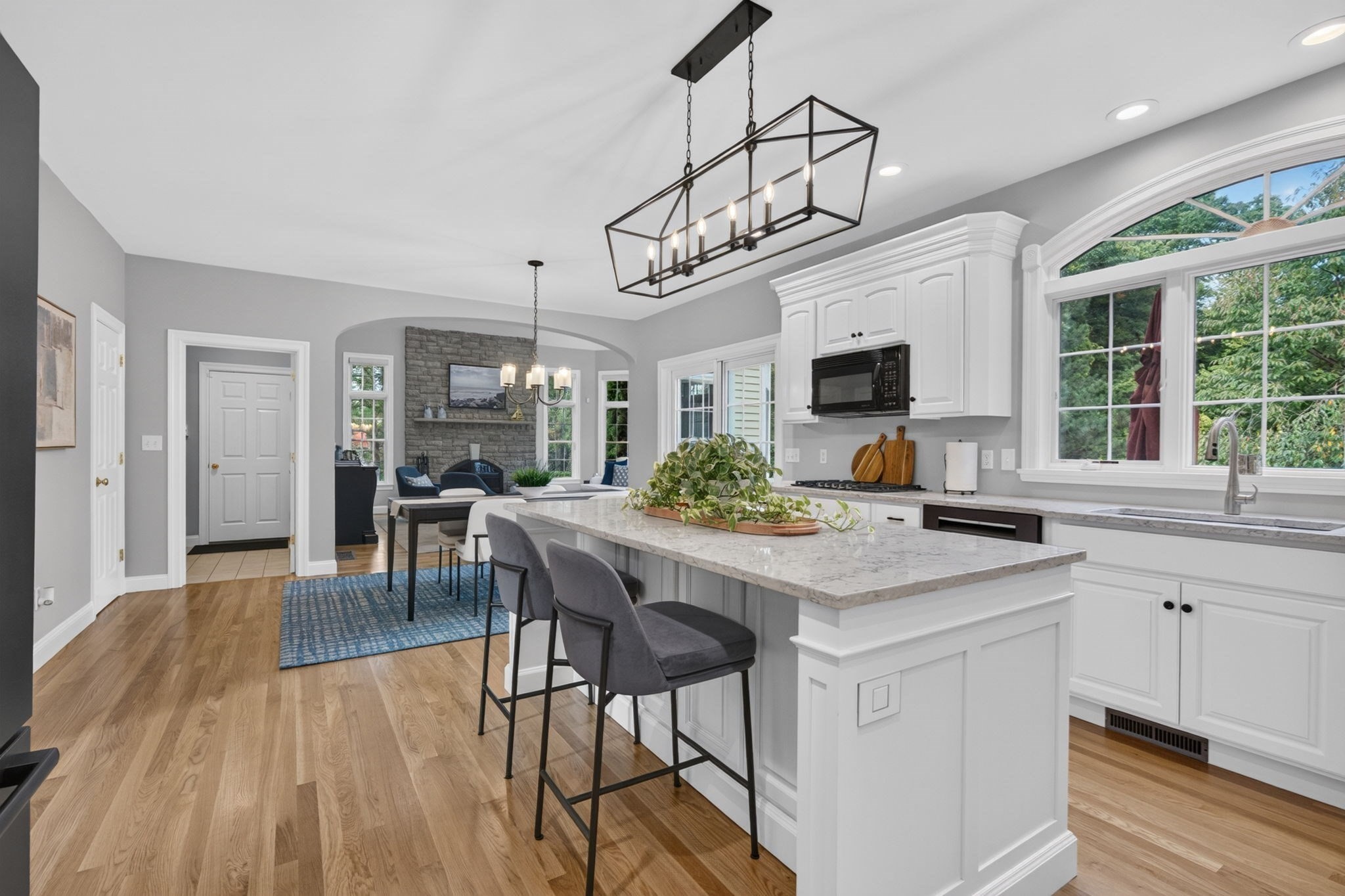 25 Thistle Road North Andover, MA 01845 - Photo 11 of 42 Gallery Image 11