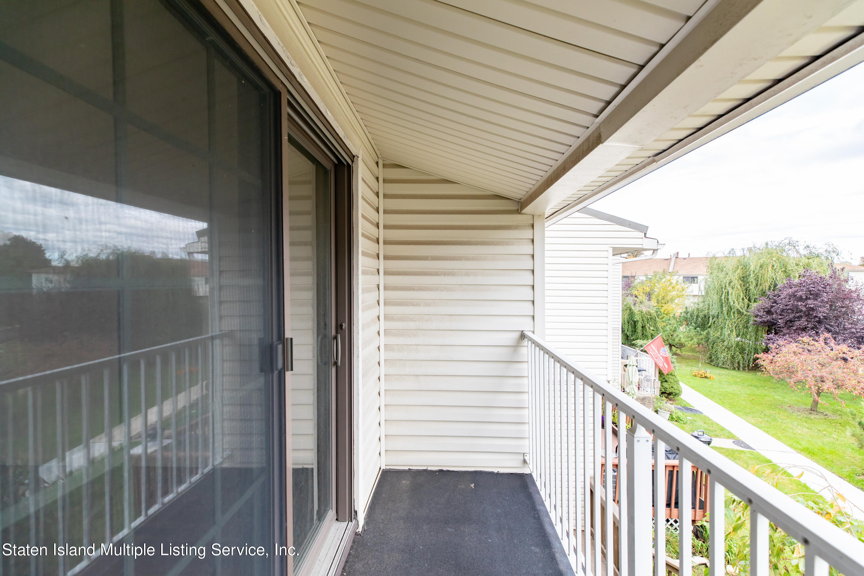 467 Willow Road East, Unit 2 Staten Island, NY 10314 - Photo 14 of 23 p53a3111jpg