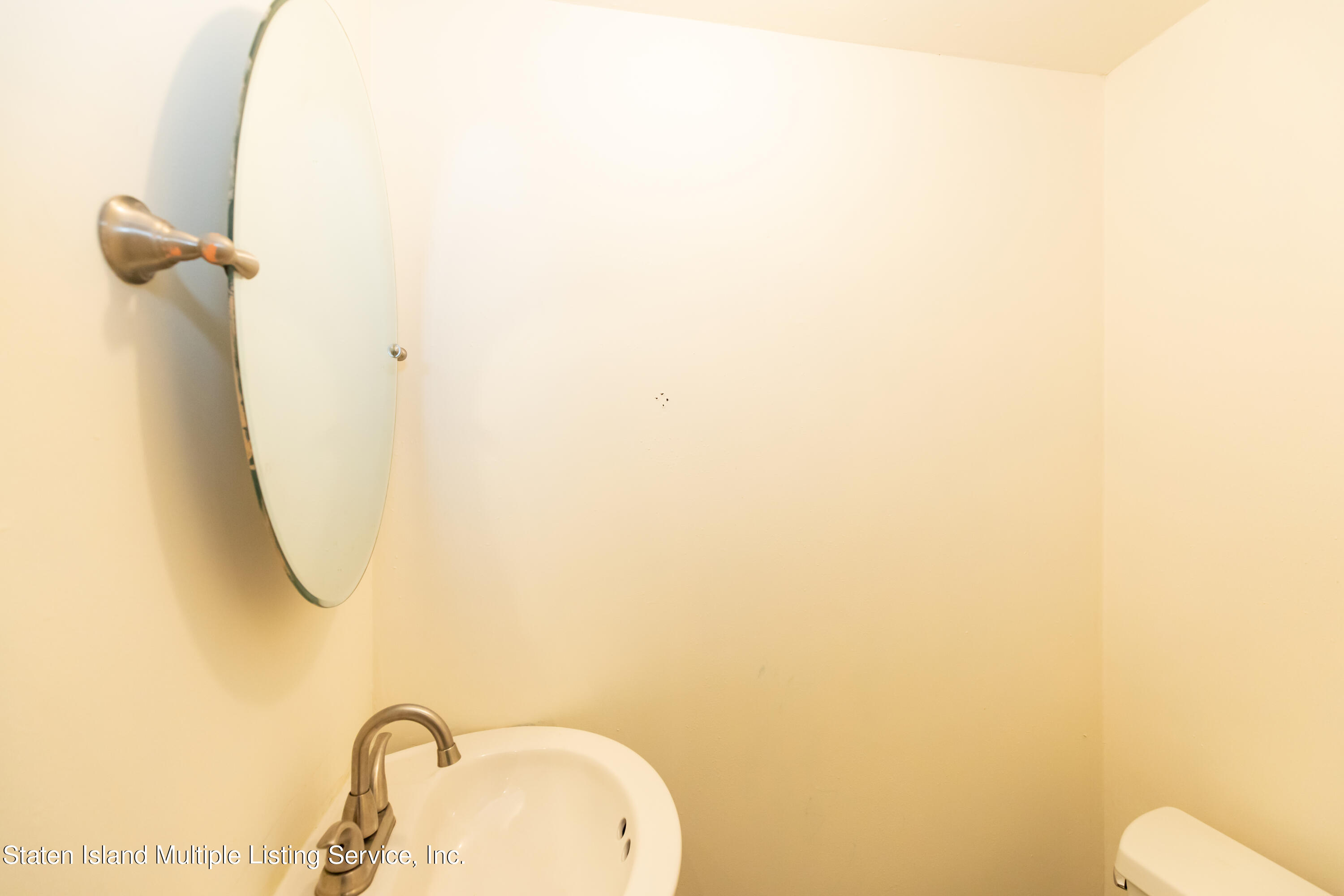 467 Willow Road East, Unit 2 Staten Island, NY 10314 - Photo 6 of 23 p53a3090jpg