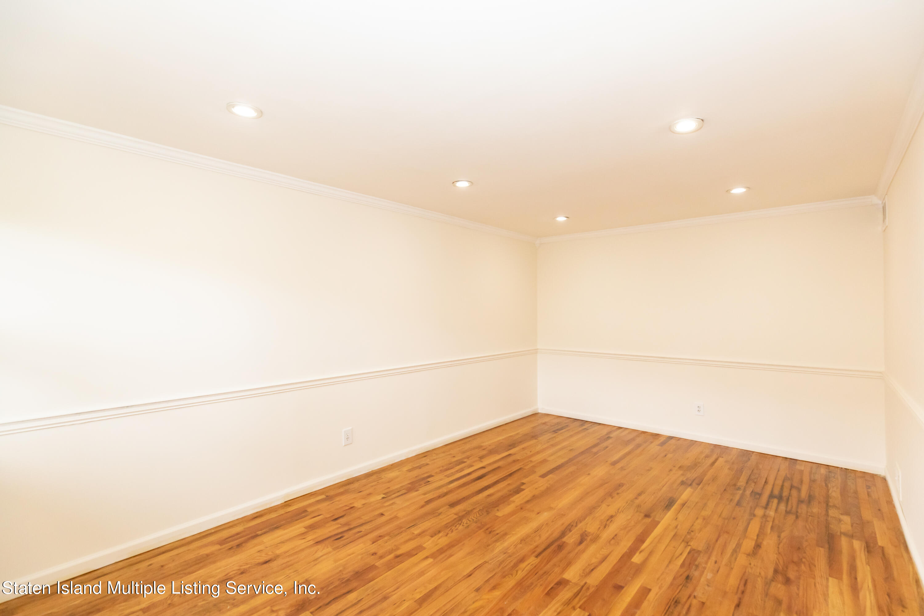 467 Willow Road East, Unit 2 Staten Island, NY 10314 - Photo 7 of 23 p53a3091jpg