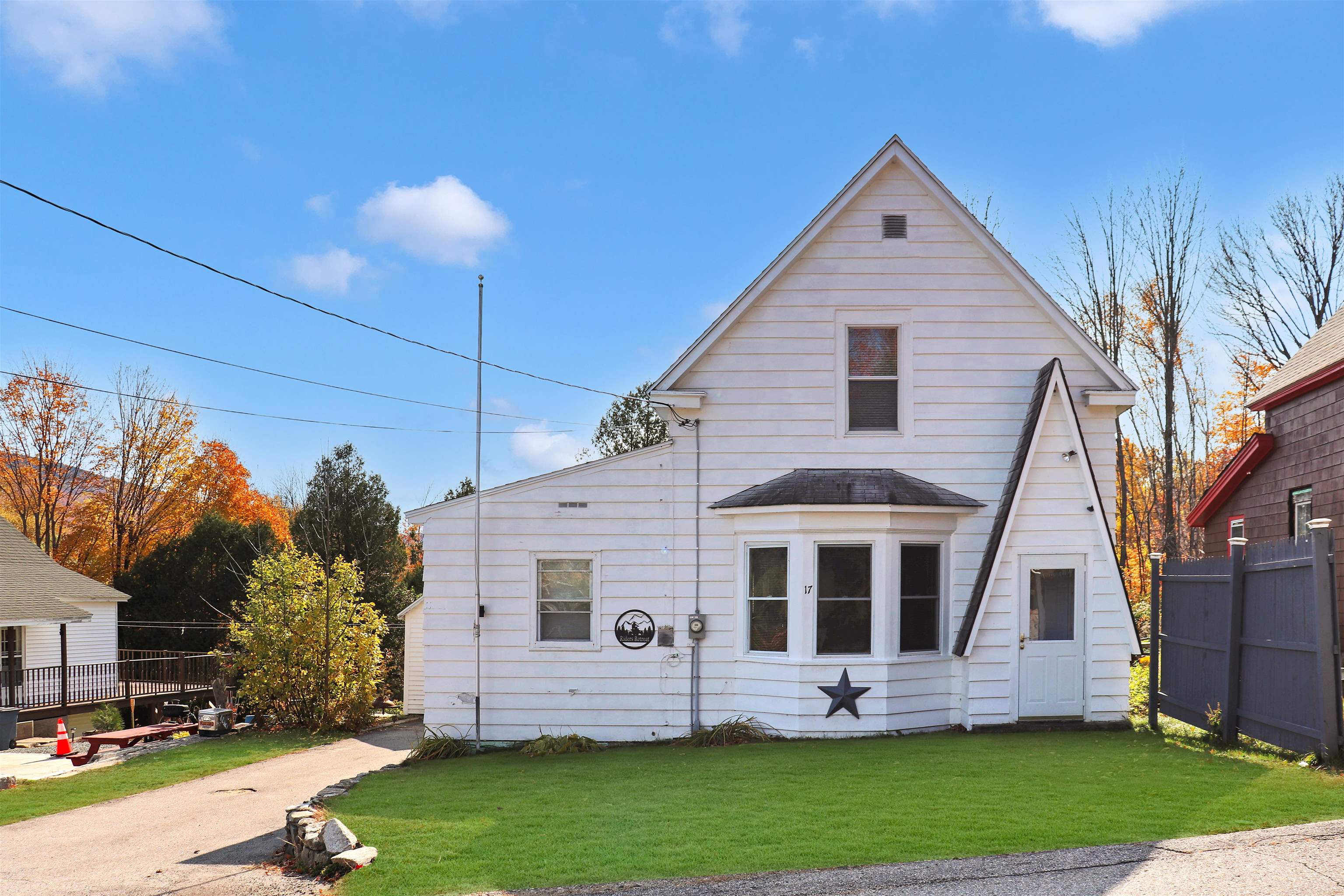 17 2nd Street Gorham, NH 03581 - Photo 35 of 60