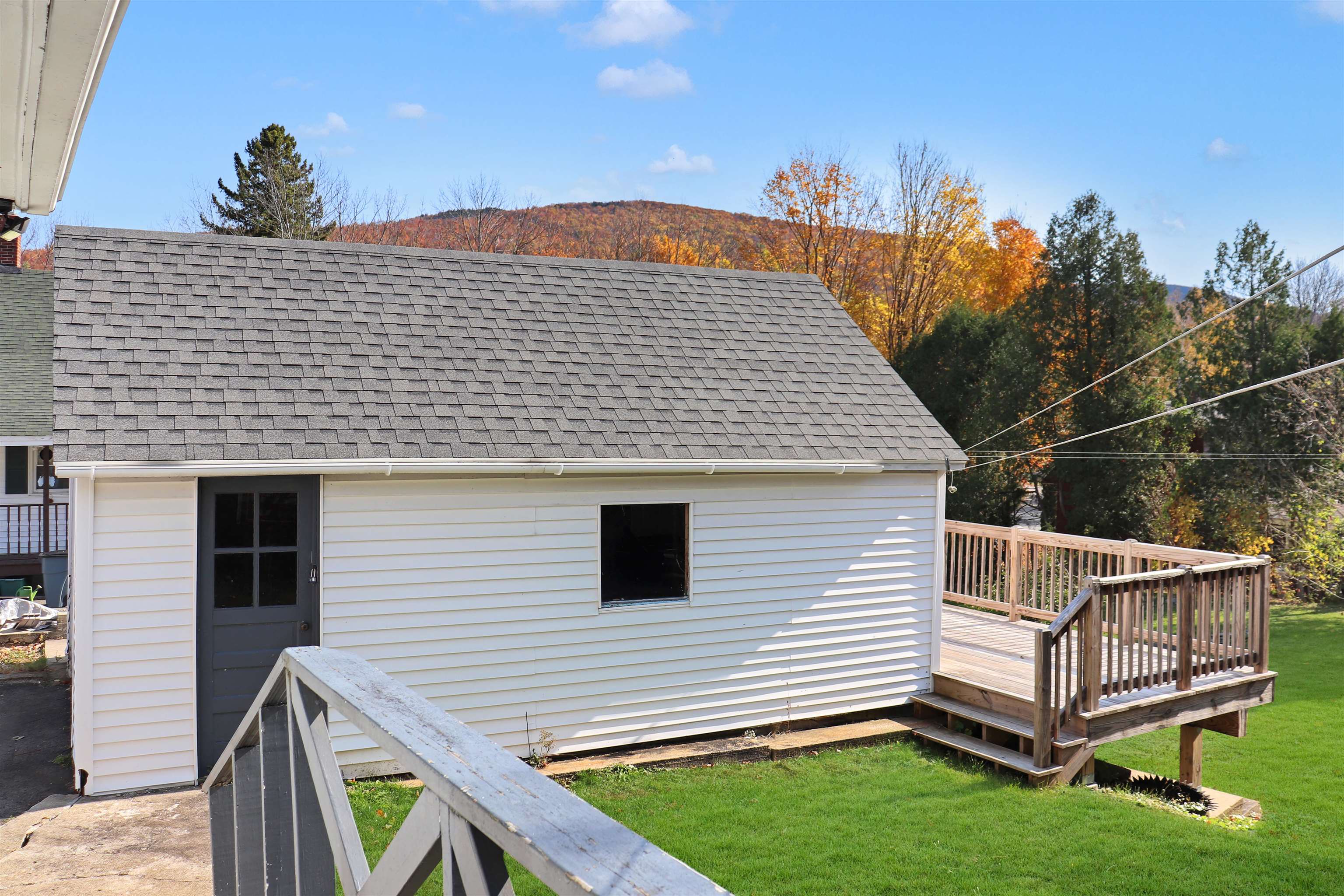 17 2nd Street Gorham, NH 03581 - Photo 7 of 60