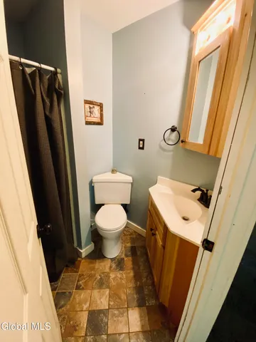 $400,000 | 427 Gilchrist Hill Road, Hartford, NY 12838