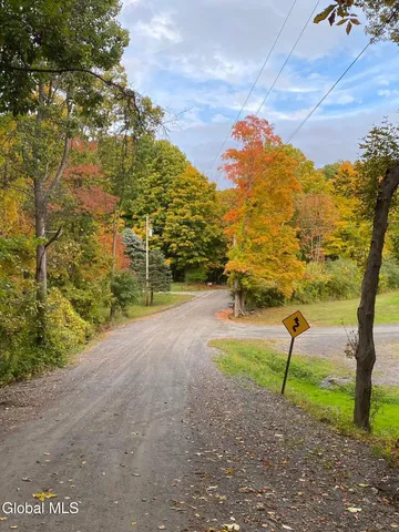 $400,000 | 427 Gilchrist Hill Road, Hartford, NY 12838