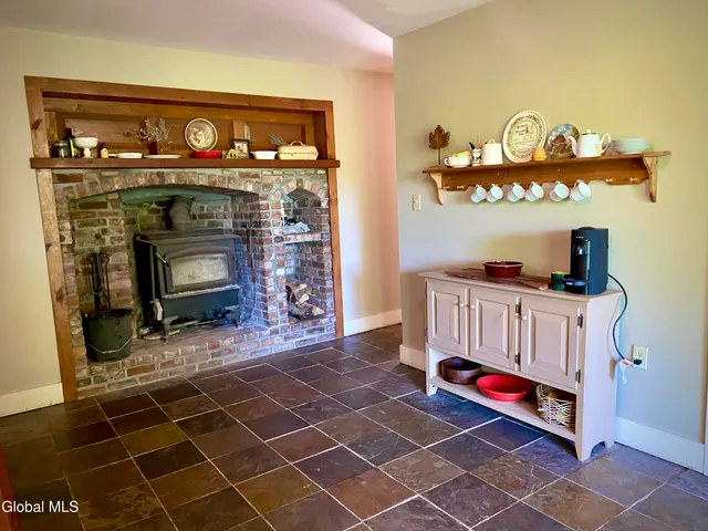 $400,000 | 427 Gilchrist Hill Road, Hartford, NY 12838