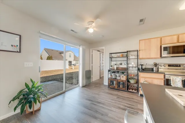 $230,000 | 702 Bardeen Lane, Champaign, IL 61822