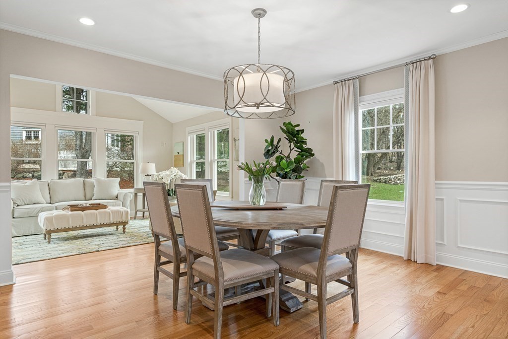 239 Ridge Street Winchester, MA 01890 - Photo 14 of 42 Gallery Image 14