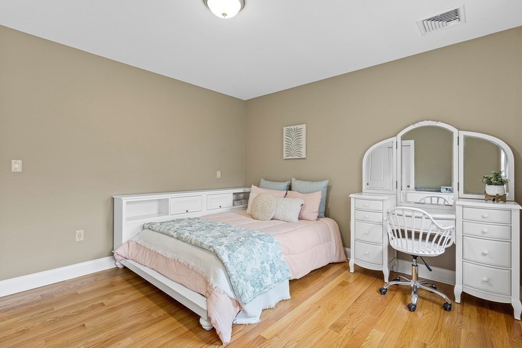 239 Ridge Street Winchester, MA 01890 - Photo 33 of 42 Gallery Image 33