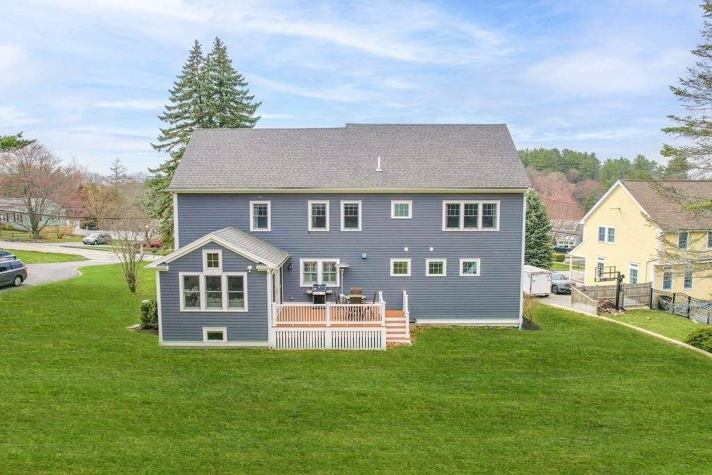 239 Ridge Street Winchester, MA 01890 - Photo 4 of 42 Gallery Image 4