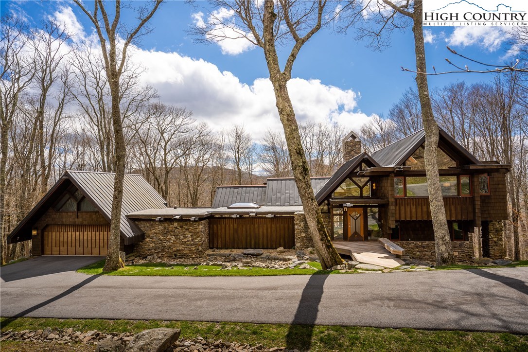 304 Tyneridge Road Banner Elk, NC 28604 - Photo 1 of 48 Gallery Image 1