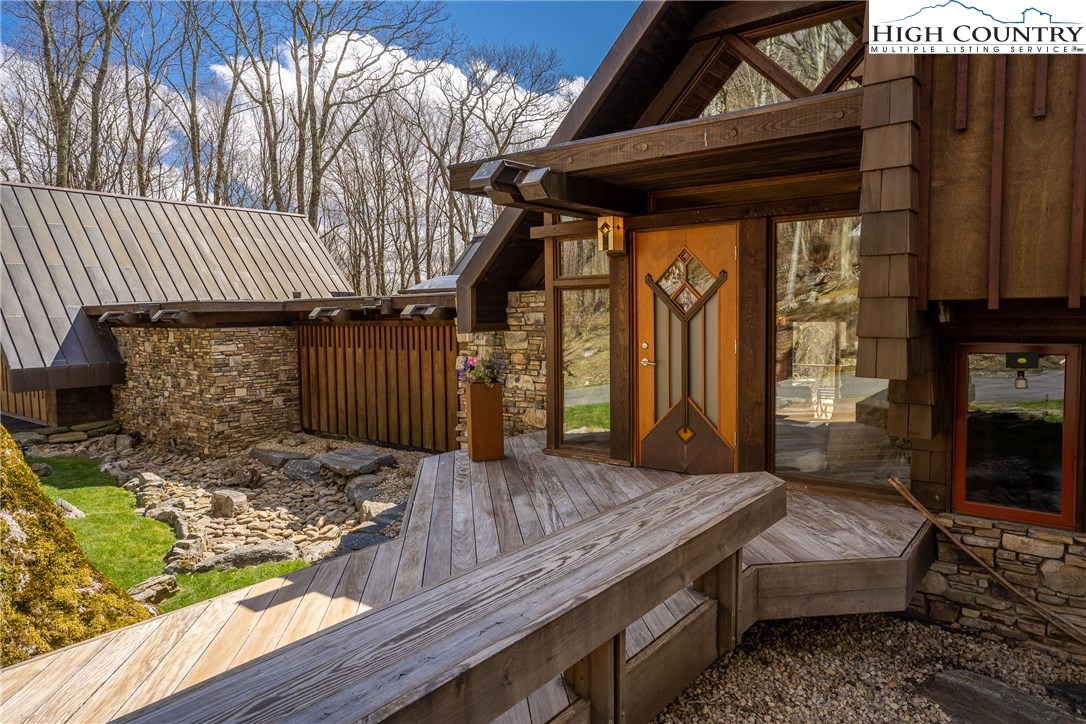 304 Tyneridge Road Banner Elk, NC 28604 - Photo 2 of 48 Gallery Image 2