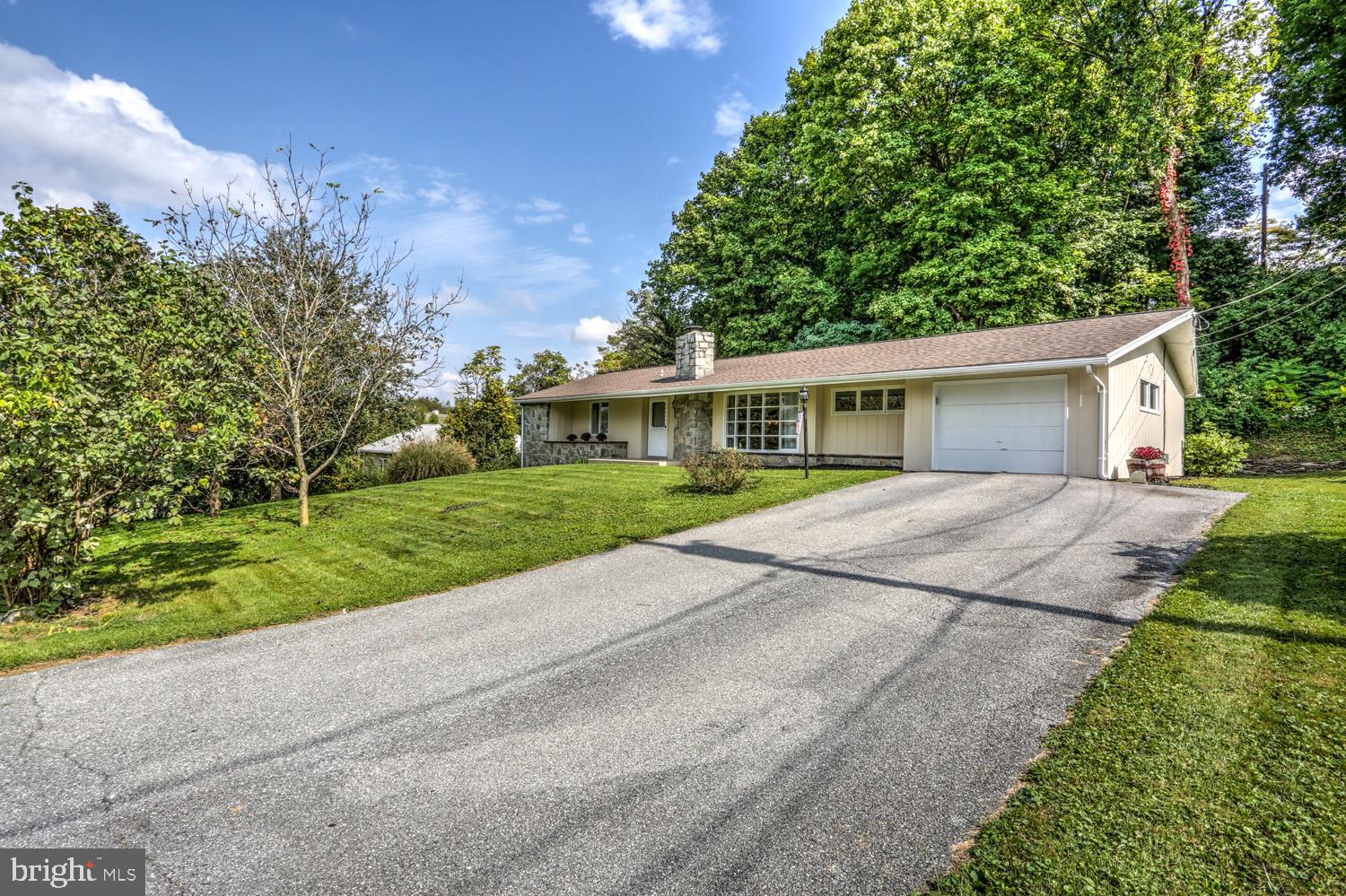 1315 Rohrerstown Road Lancaster, PA 17601 - Photo 3 of 38 Gallery Image 3