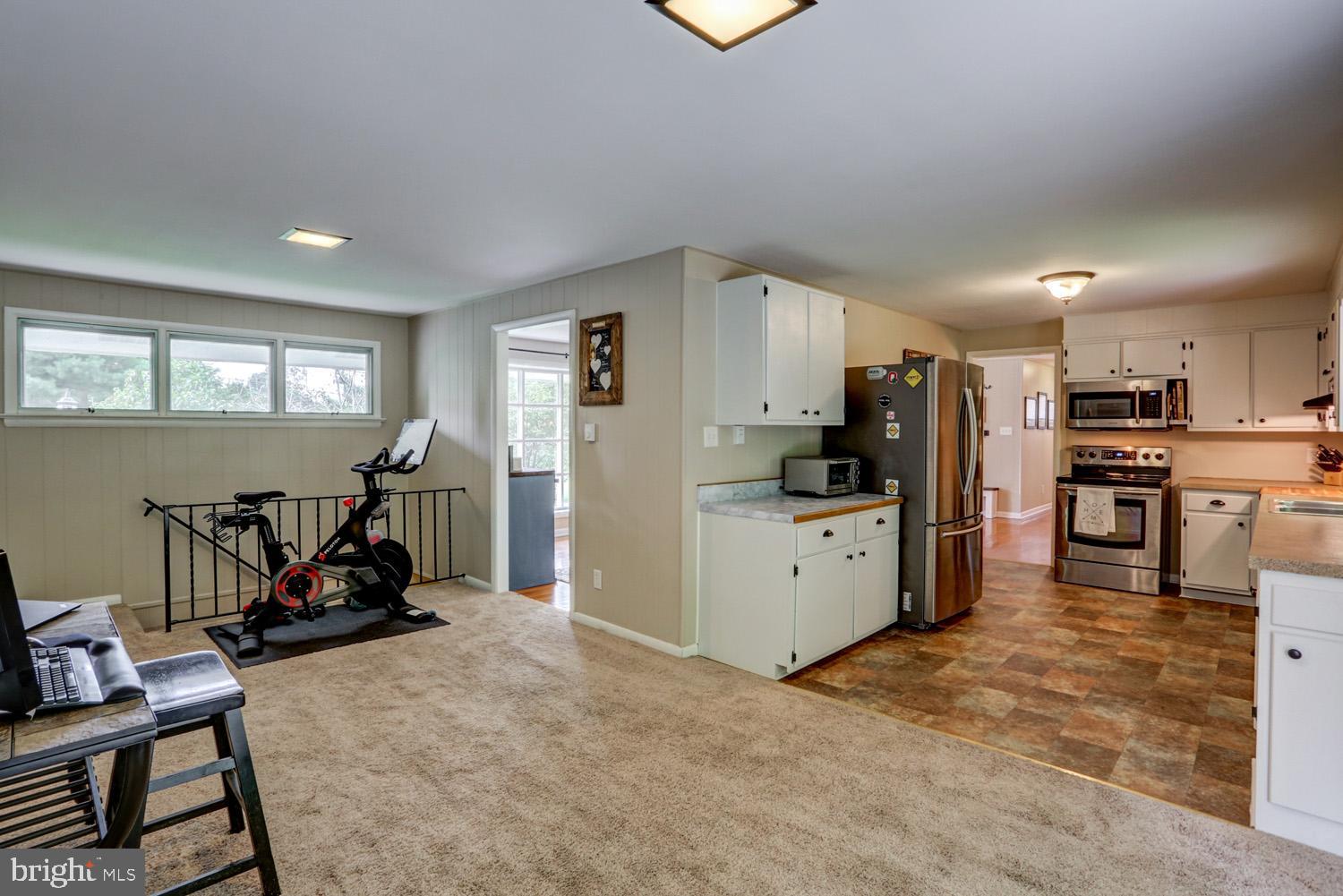1315 Rohrerstown Road Lancaster, PA 17601 - Photo 21 of 38 Gallery Image 21