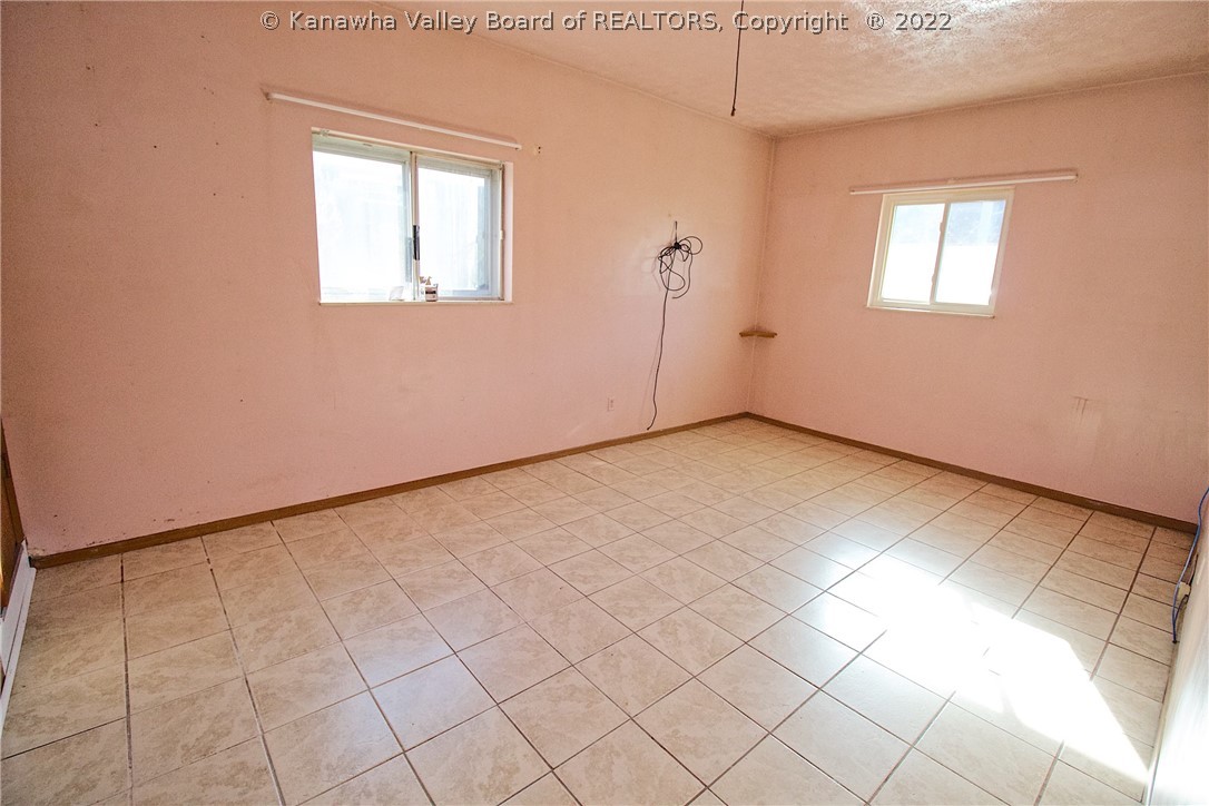 2039 Shadyside Road St. Albans, WV 25177 - Photo 24 of 33 Gallery Image 24