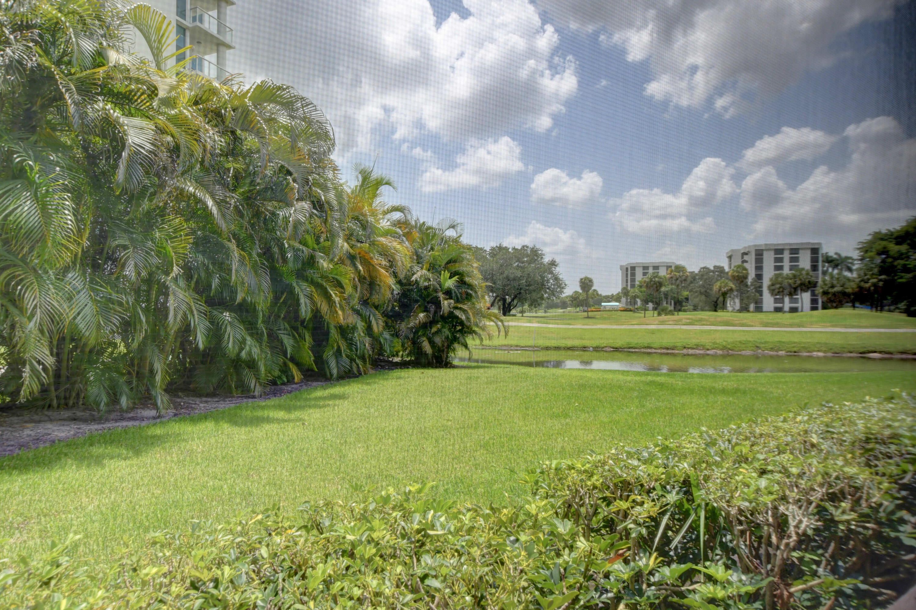 20065 Boca W Drive Boca Raton, FL 33434 - Photo 4 of 47 30_ebf_0416_17_18_19_20
