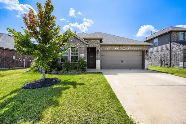 $2,000 | 11417 Culberson Drive, Aubrey, TX 76227