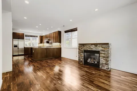 $1,500,000 | 303 Bellevue Way Southeast, Bellevue, WA 98004