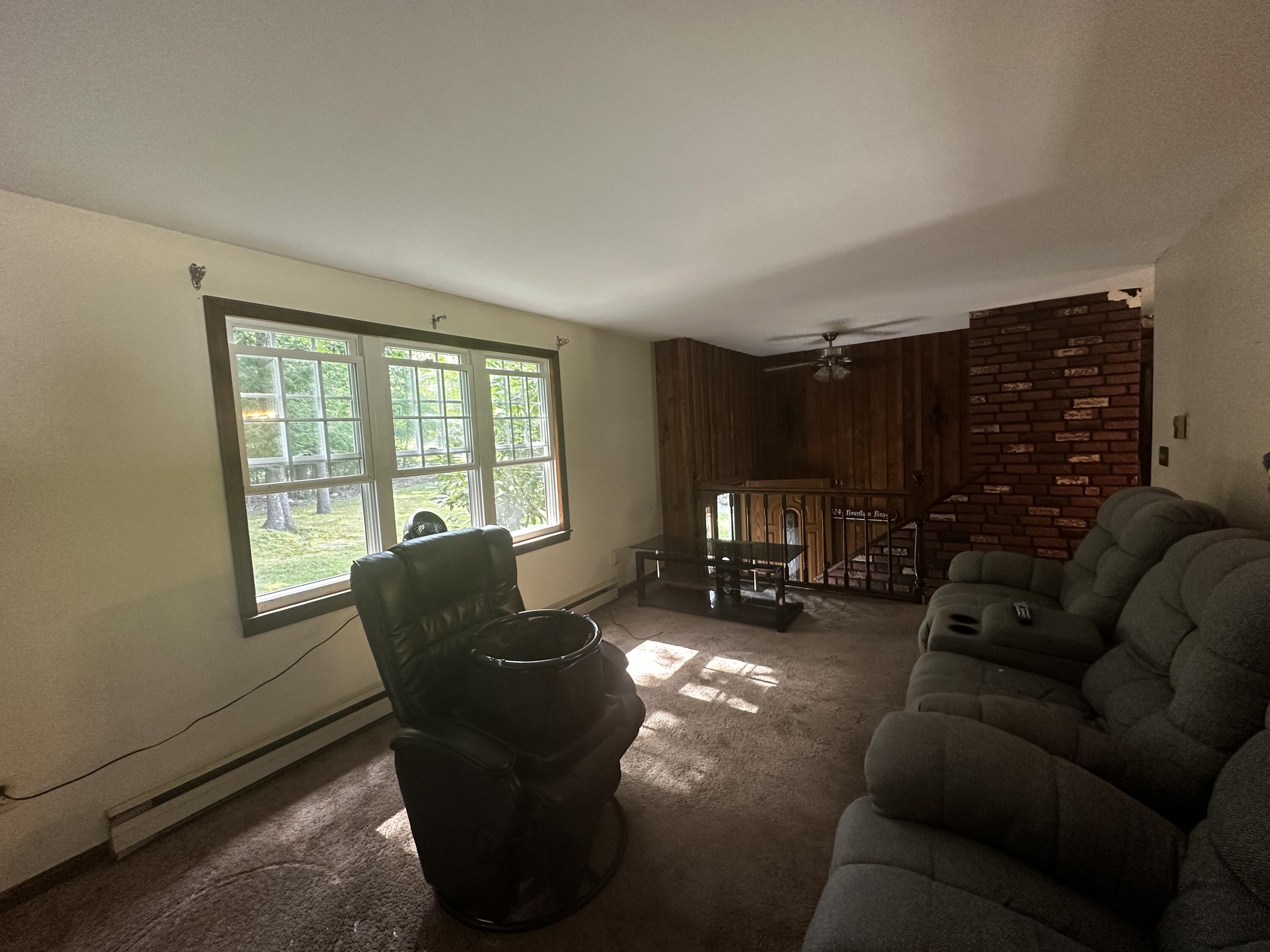 124 Mountain Road York, ME 03902 - Photo 15 of 32 IMG_9076