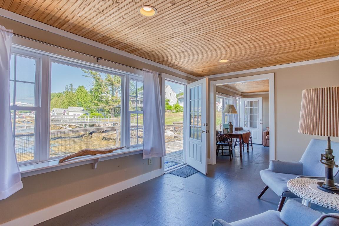 43 Roads End Road Boothbay Harbor, ME 04538 - Photo 31 of 38 Rear Living Area