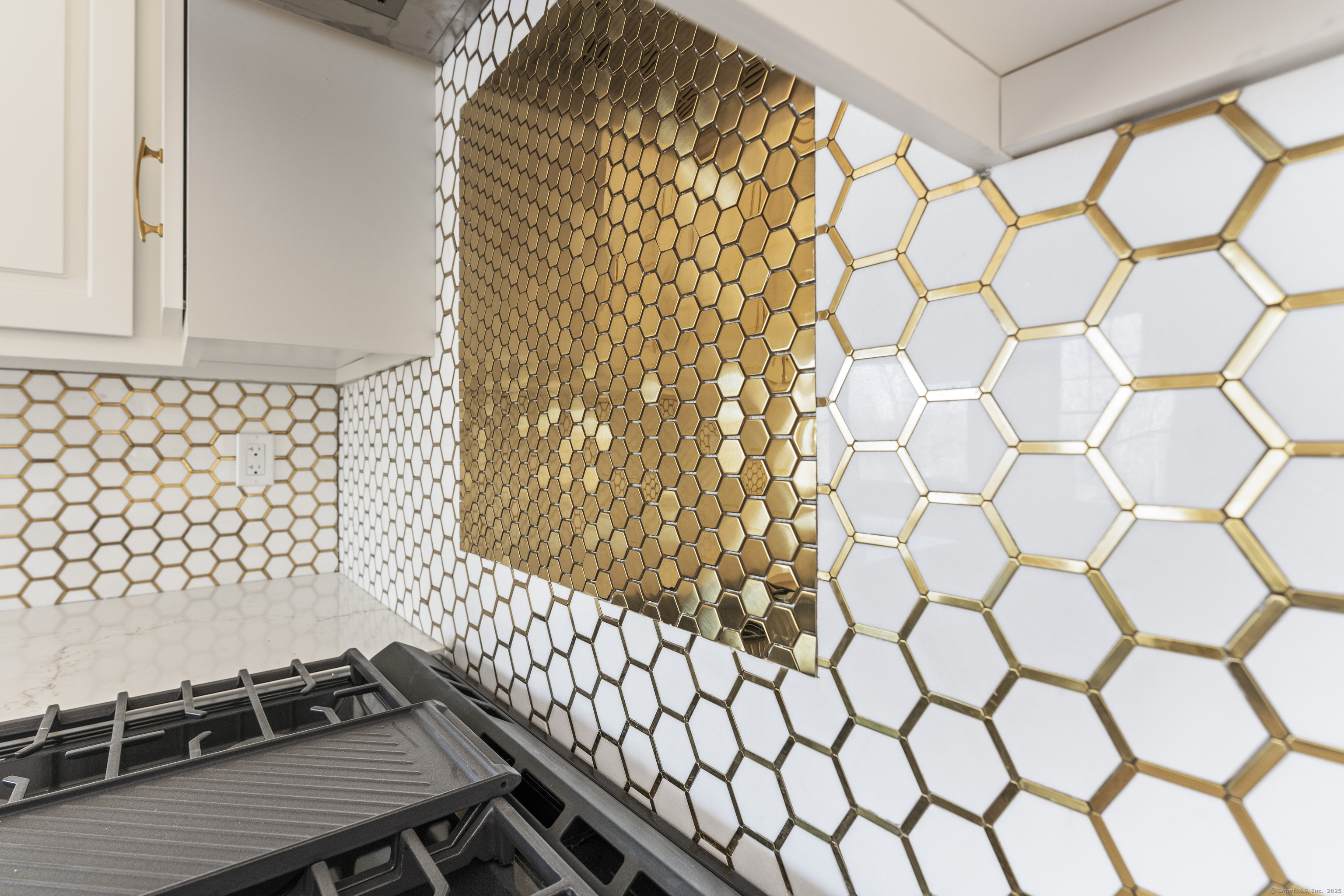 85 Rock Ridge Road Manchester, CT 06040 - Photo 7 of 27