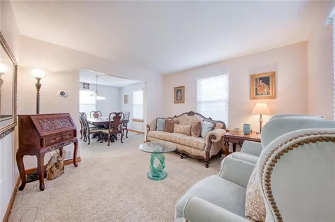 $509,900 | 102 Bayberry Lane, Cranberry Township, PA 16066