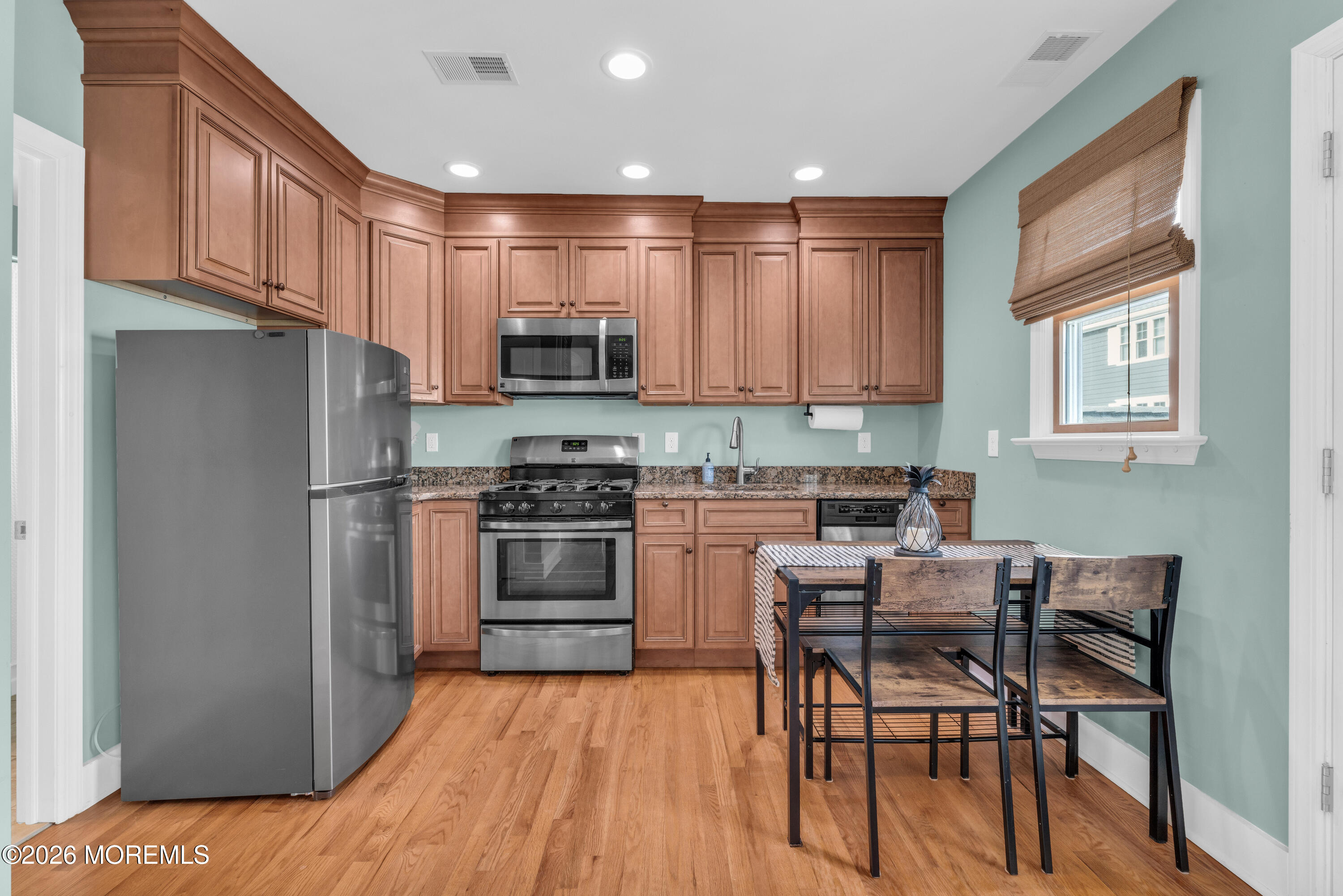 1 Beach Way, Unit A Sea Bright, NJ 07760 - Photo 3 of 21 photos_high_resolution_HOM05587