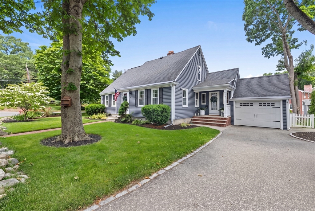 299 Pearl Street Reading, MA 01867 - Photo 1 of 30