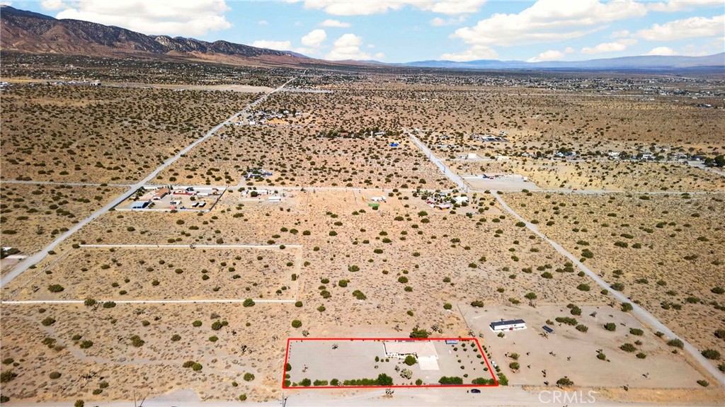 10624 Nugget Road Phelan, CA 92371 - Photo 14 of 70