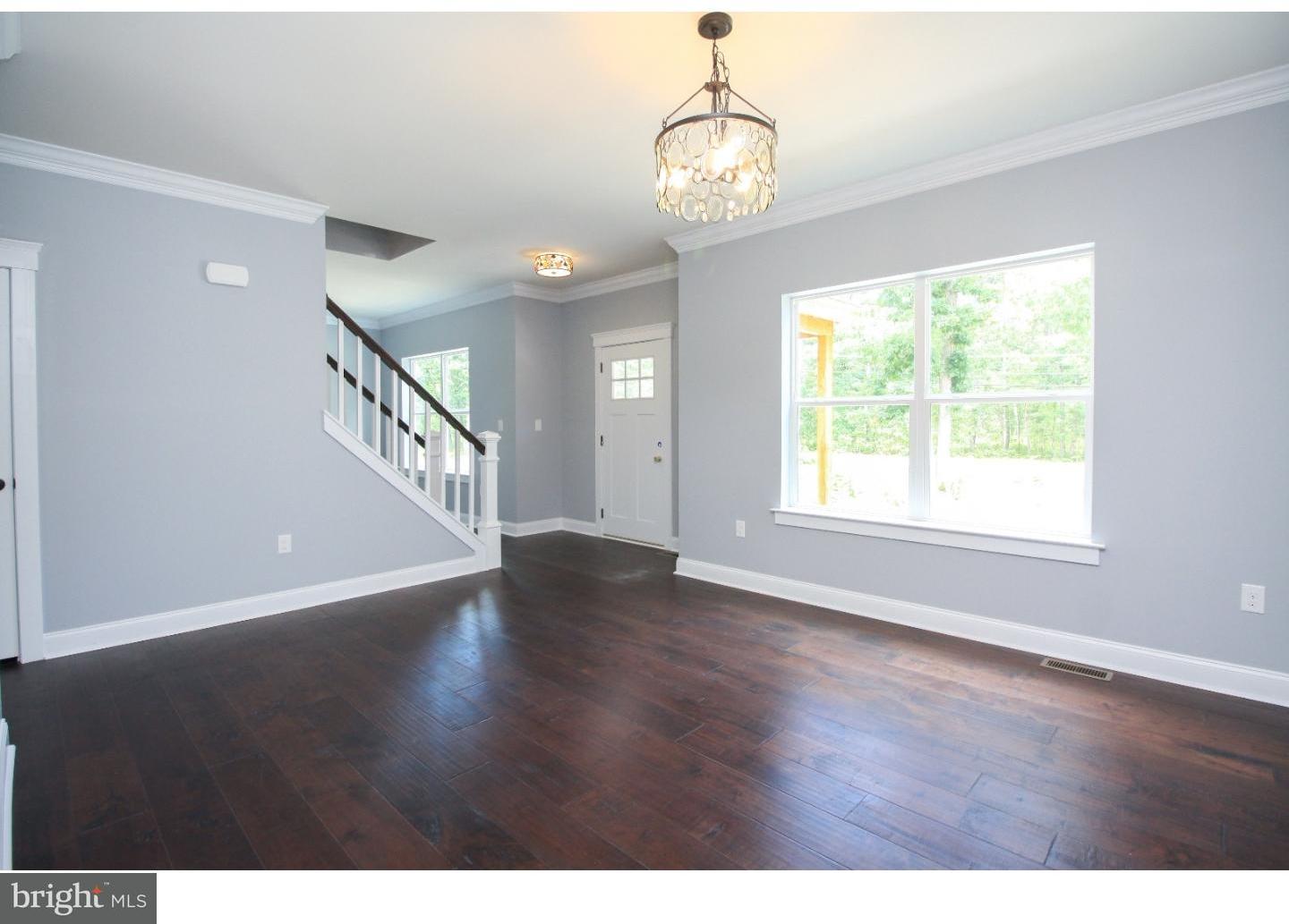 731 Jackson Road Atco, NJ 08004 - Photo 3 of 25 Gallery Image 3