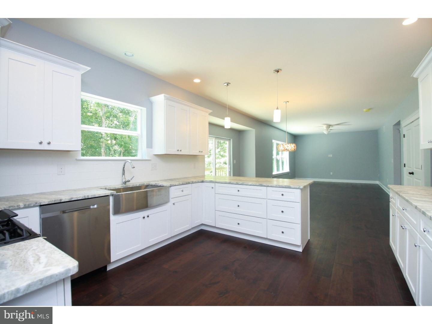 731 Jackson Road Atco, NJ 08004 - Photo 10 of 25 Gallery Image 10