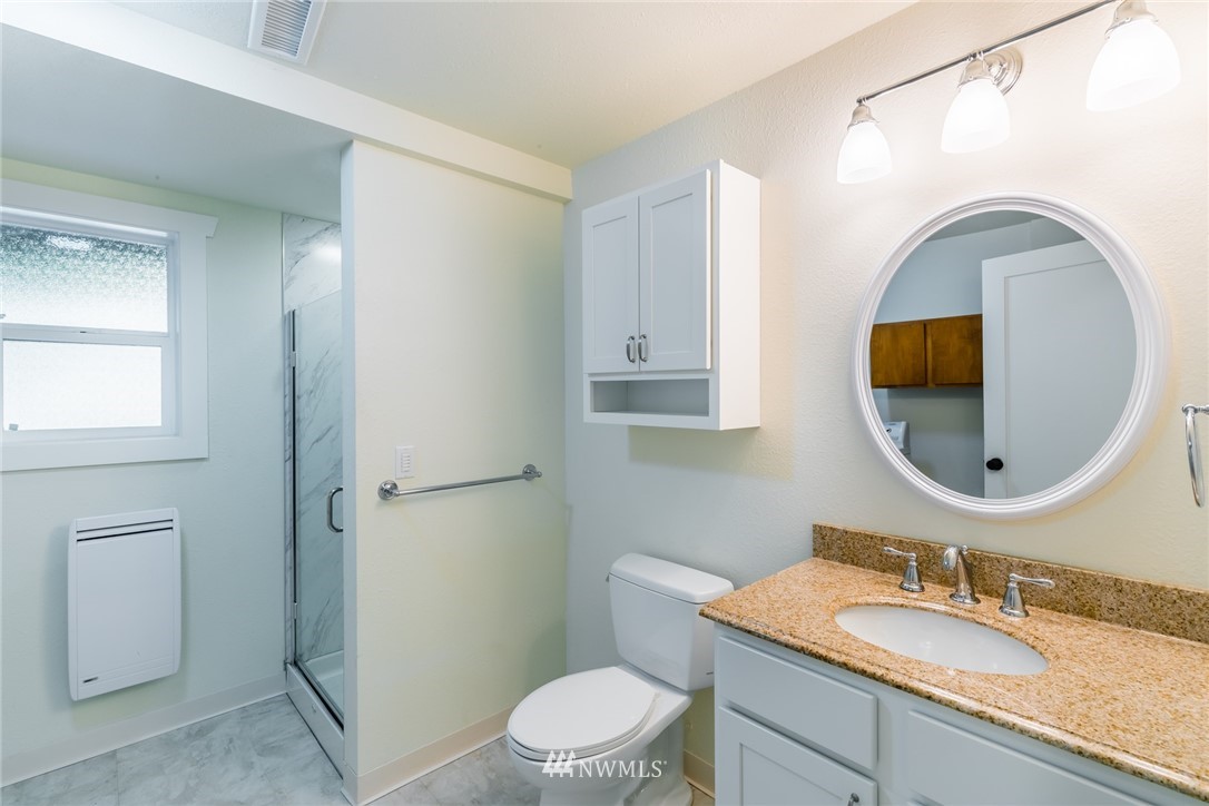 22315 49th Avenue Southeast Bothell, WA 98021 - Photo 17 of 25