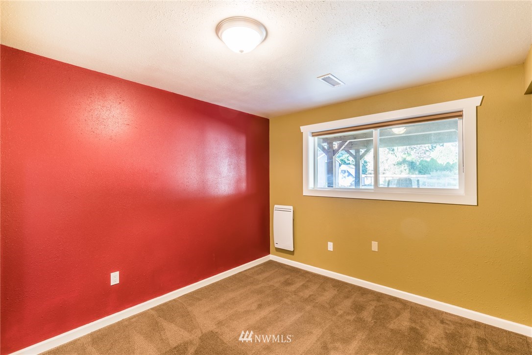 22315 49th Avenue Southeast Bothell, WA 98021 - Photo 19 of 25