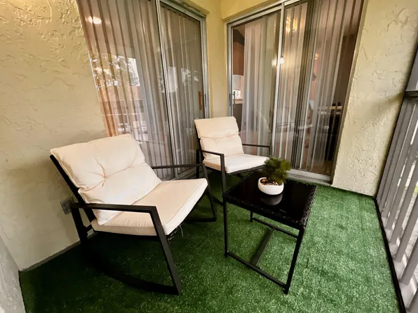 $2,600 | 6540 Chasewood Drive, Unit F, Jupiter, FL 33458