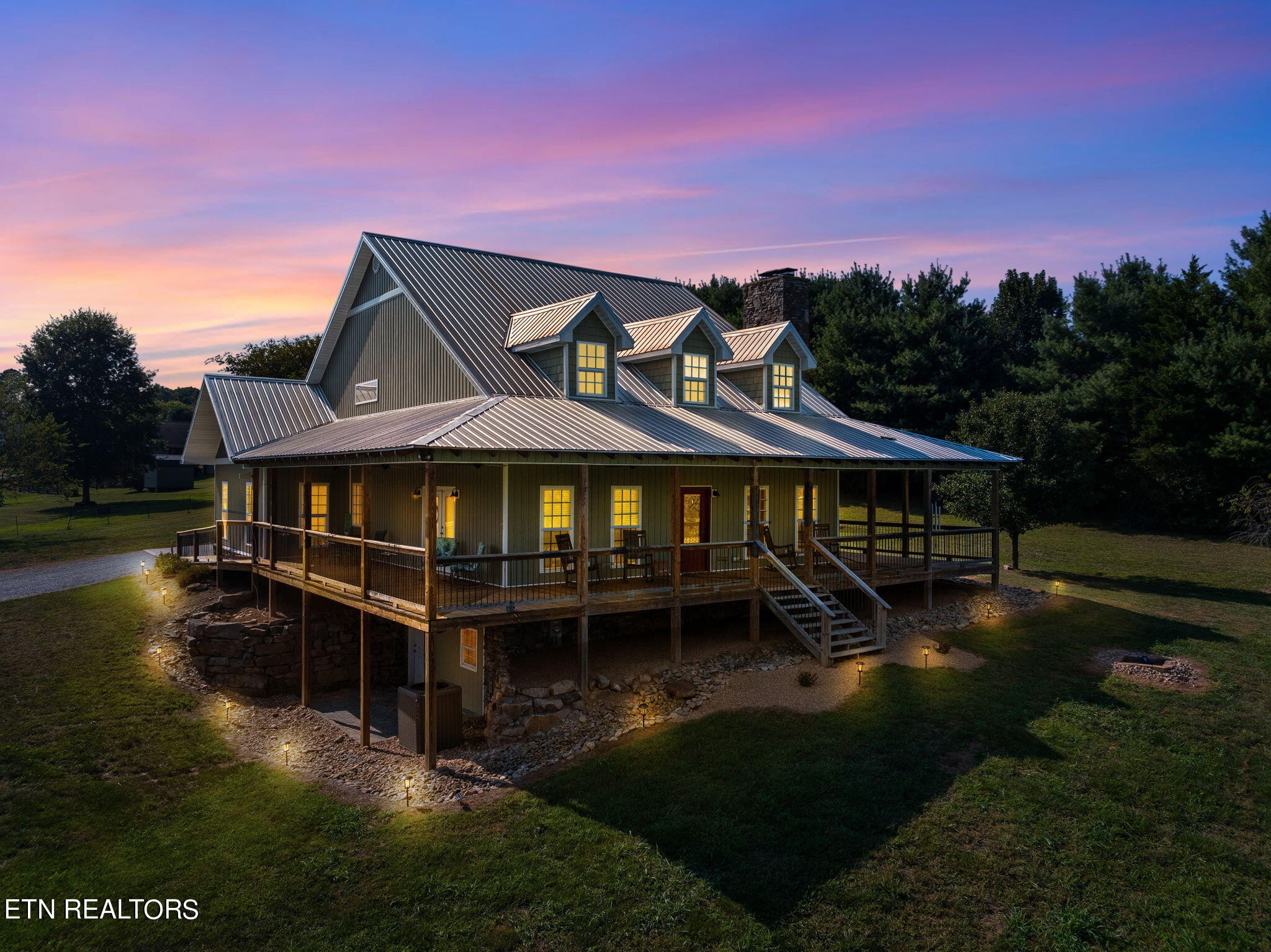 2314 Ellejoy Road Walland, TN 37886 - Photo 2 of 60 Gallery Image 2