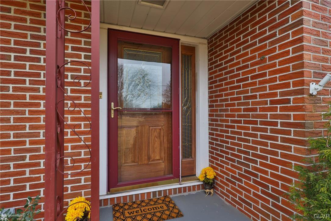 3384 Jacoby Road Coopersburg, PA 18036 - Photo 2 of 40 Gallery Image 2