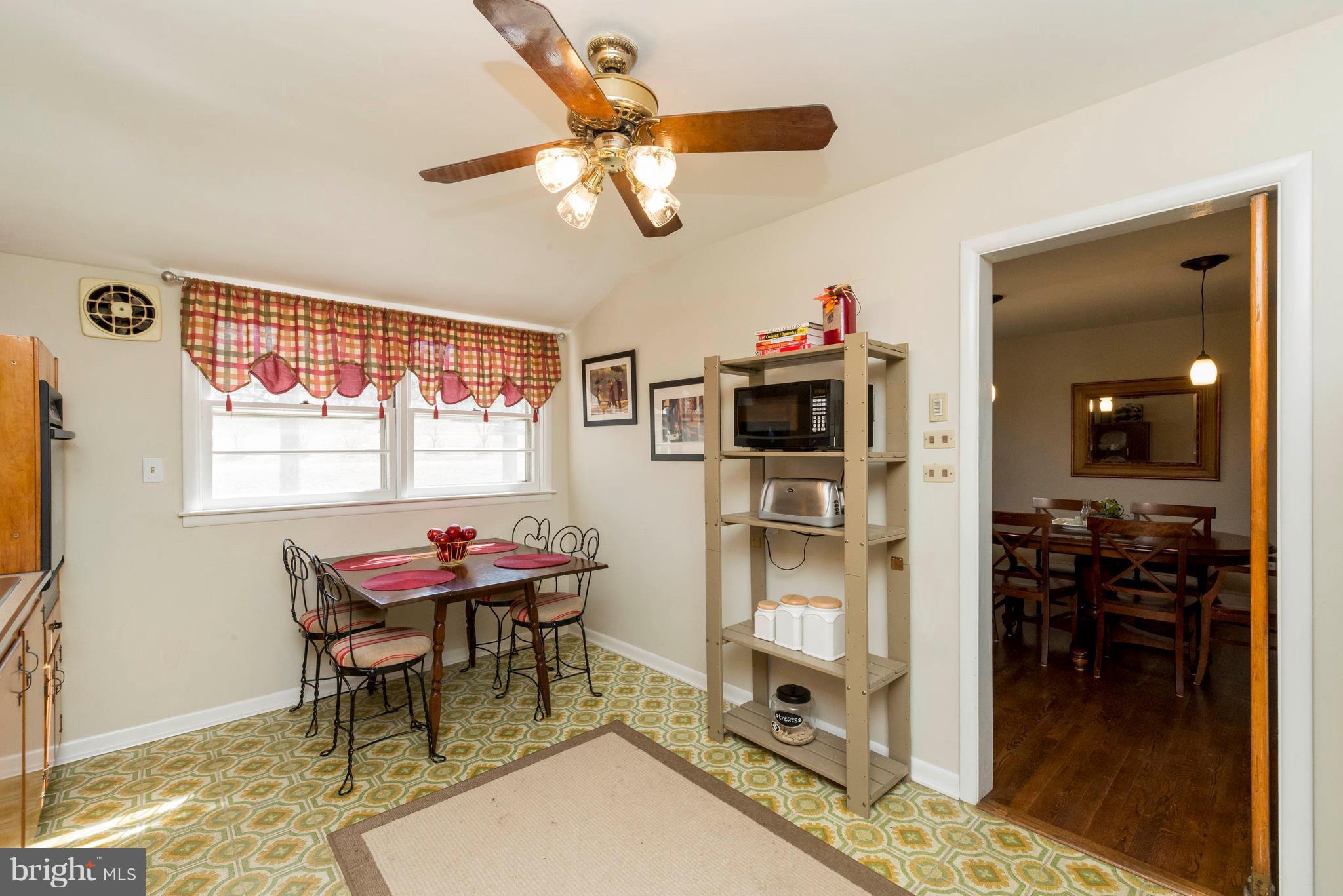 1911 Pot Spring Road Lutherville-Timonium, MD 21093 - Photo 10 of 30 Country Kitchen with Large Table Space