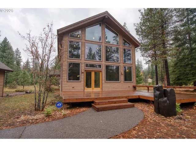 $750,000 | 10 Emma Lane, Trout Lake, WA 98650