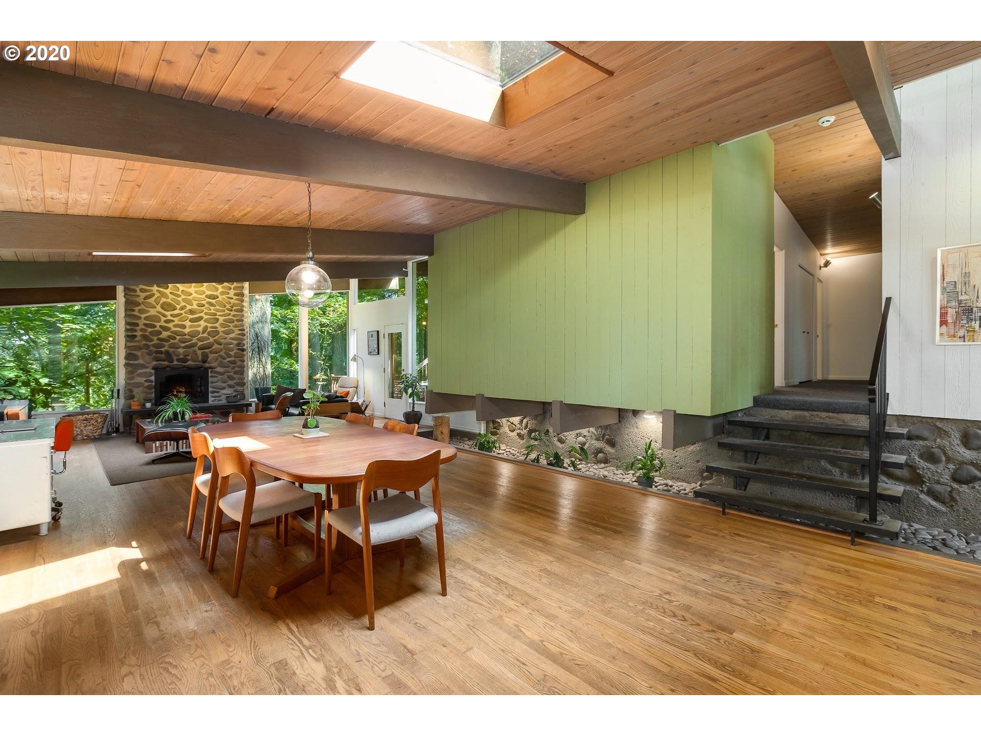 2811 Park Road Lake Oswego, OR 97034 - Photo 2 of 29 Gallery Image 2
