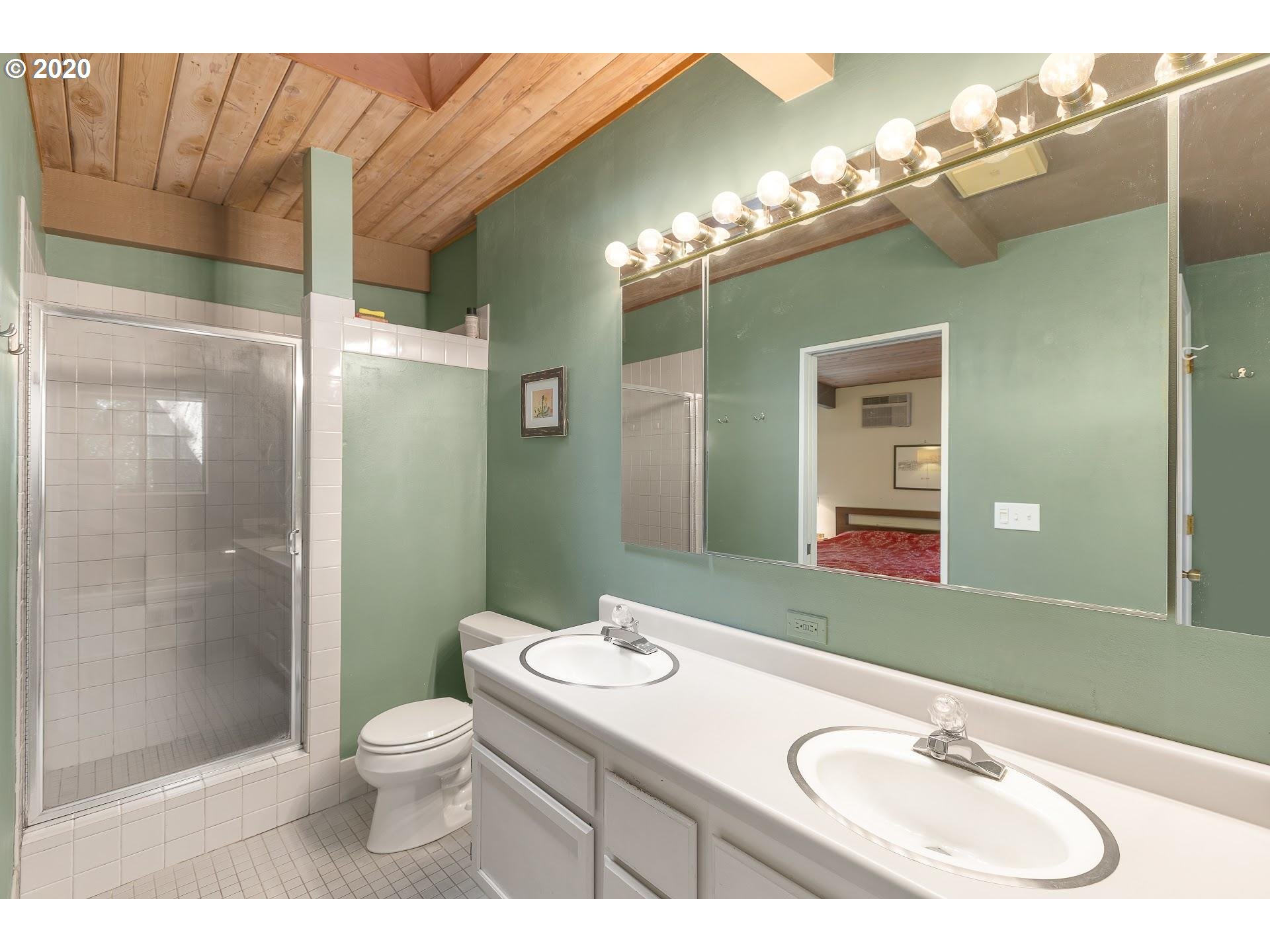 2811 Park Road Lake Oswego, OR 97034 - Photo 17 of 29 Gallery Image 17