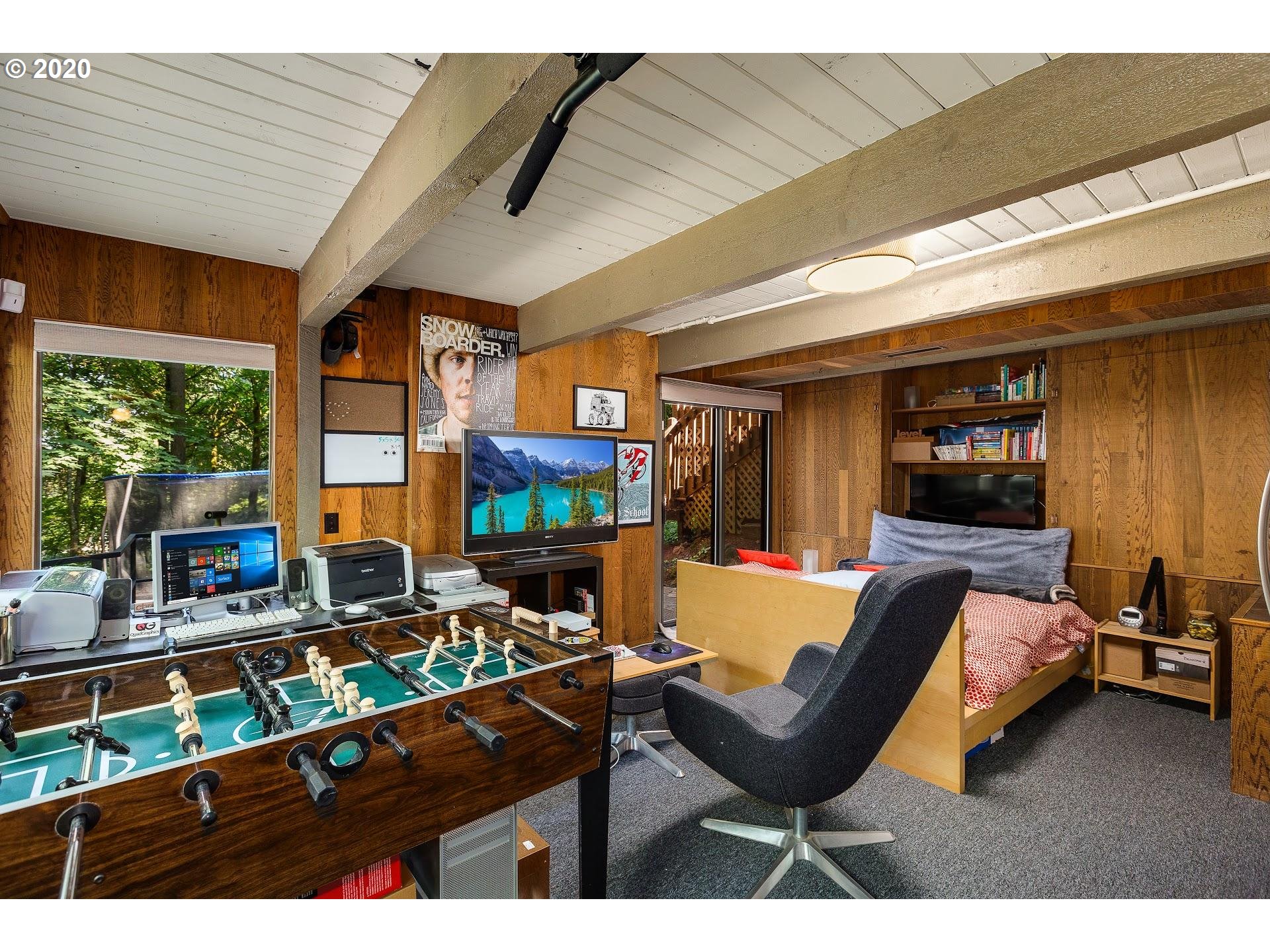 2811 Park Road Lake Oswego, OR 97034 - Photo 22 of 29 Gallery Image 22